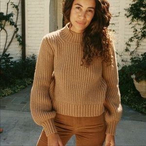 Dôen Lulu sweater small balloon sleeve